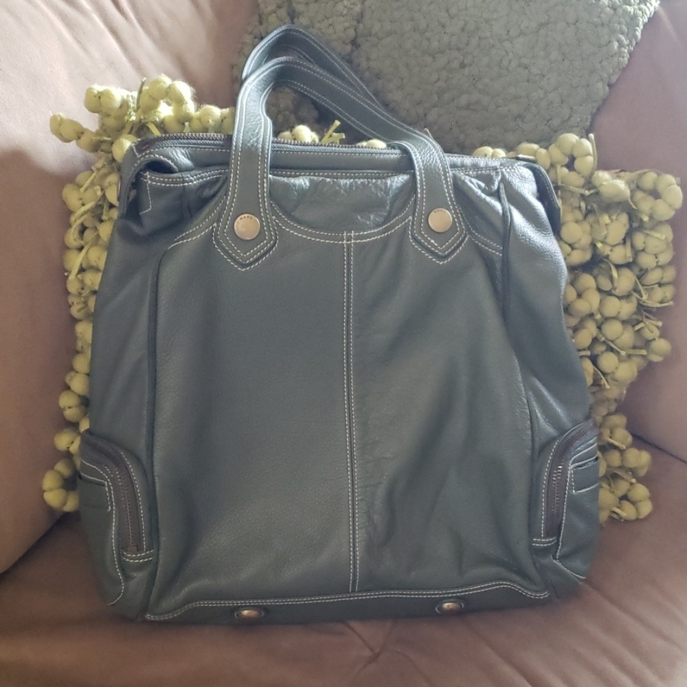 Handbag - Picture 2 of 4